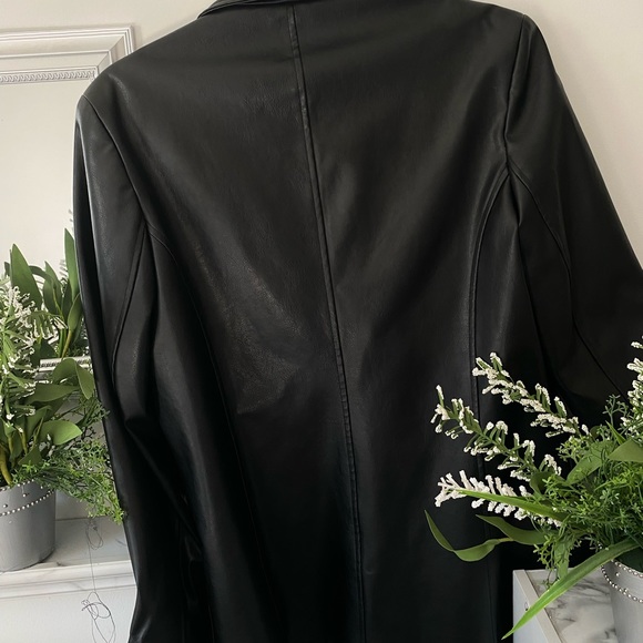 Leather blazer - Picture 3 of 5